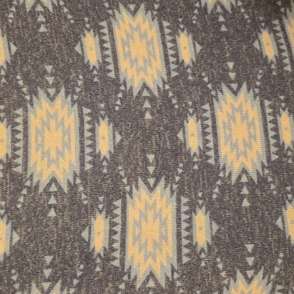 NWT Ladies LG simply southern knit lightweight sweater - Picture 2 of 4